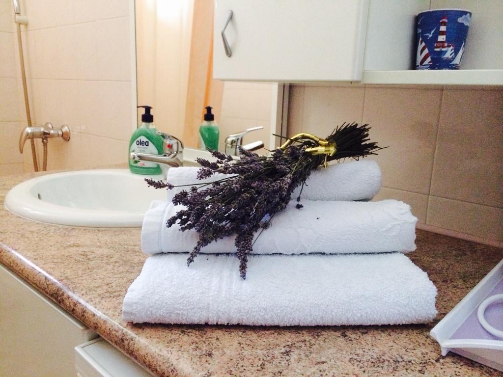 Guest House Zaninovic Хвар Стая снимка